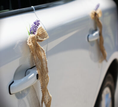 Dekoracja samochodu rustykalna