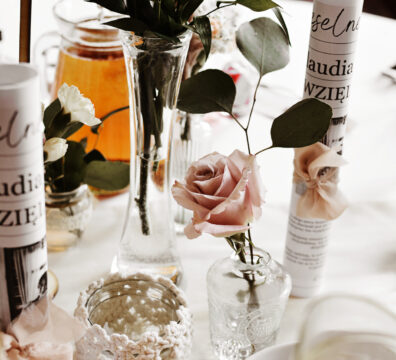 makramy na stoliki, dekoracja świecami, flakoniki na wesele