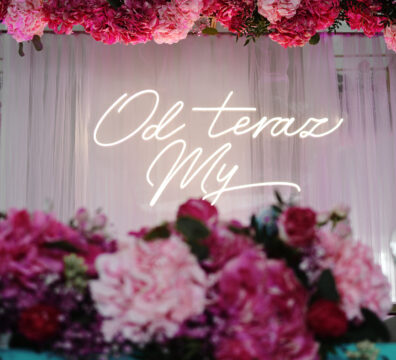 kwiaty fuksja na wesele