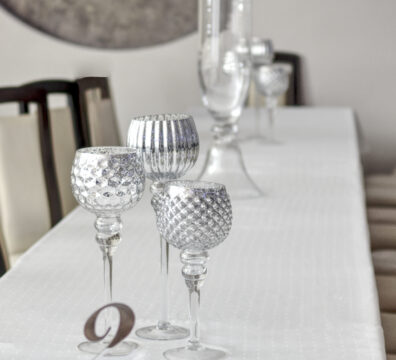 srebrne kielich na świece dekoracja wesele